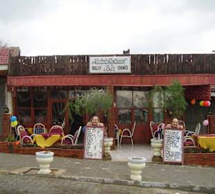 Bar mit Terrasse