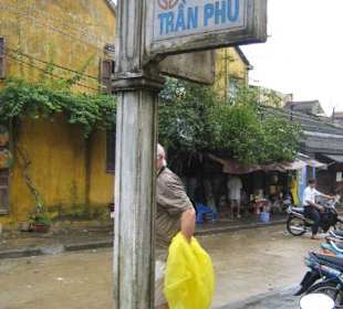 Schild mit dem Straßennamen