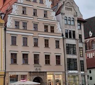 Giebelhaus und Elisabethkirche