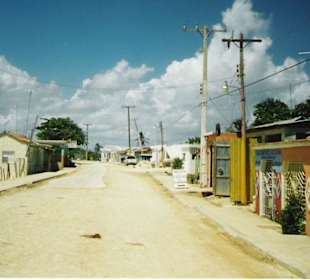 Ein einheimisches kleines Dorf ...