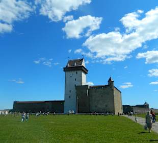 Średniowieczna twierdza Hermannsfeste