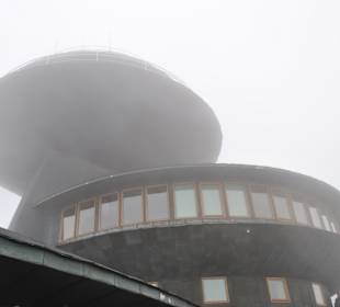 Restauracja i obserwatorium na Śnieżce