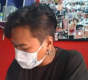 Der Tattoo Meister bei der Arbeit