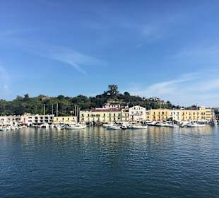 Hafen Ischia Porto
