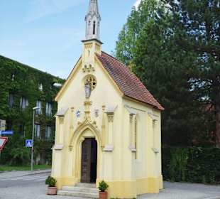 Außenansicht der Max-Emanuel-Kapelle