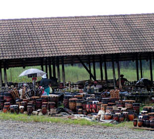 Markt bei den Mac Mac Falls