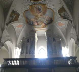 Innenansicht der Kirche St. Johannes der Täufer