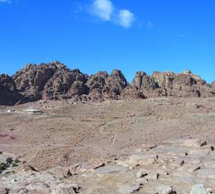 Case scavate nella roccia