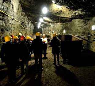 Demonstration alter Maschinen