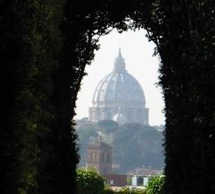 Blick zum Petersdom