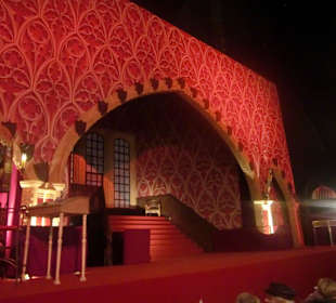 Eine von vielen Bühnen