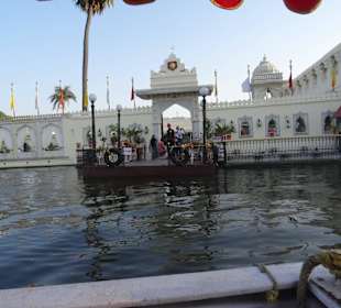 Anlegen an der Insel