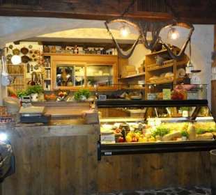 Theke und Essensausgabe