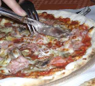 Große Pizza 
