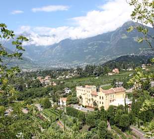 Ausblick auf Gartenanlage