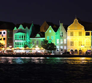 Blick auf die Handelskade in Punda