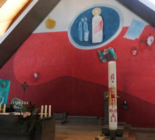 Im Hauptraum der Neuen St.-Rochus-Kirche