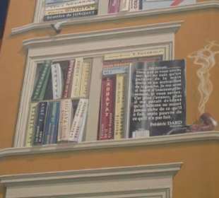 La bibliotheque de la cite: Fenster voller Bücher