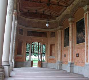 Trinkhalle