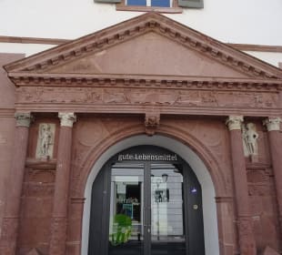 Entlang der Hauptstraße