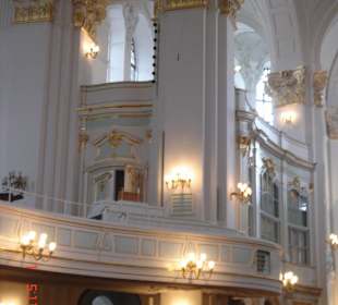 Im Inneren der Kirche