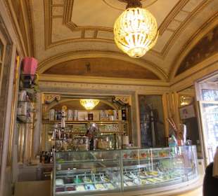 Eistheke im Caffè