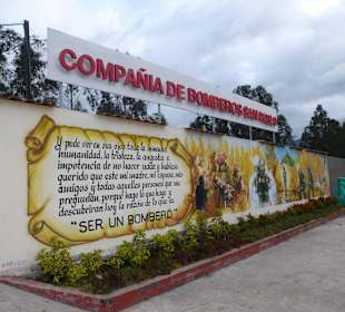 Feuerwehrstation von rechts gesehen