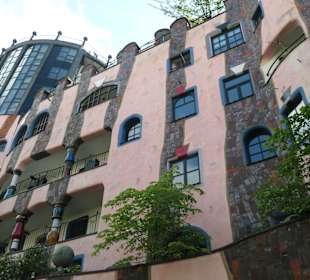 Bei der Grünen Zitadelle (Hundertwasserhaus)