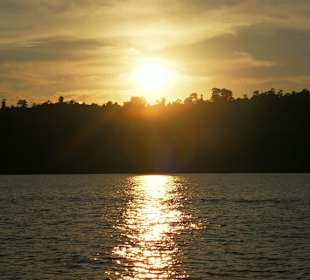 Sonnenuntergang auf der Damai Indah