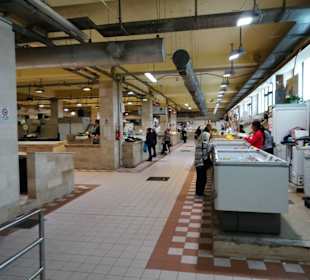 Rundgang durch den Mercato Civico di San Benedetto