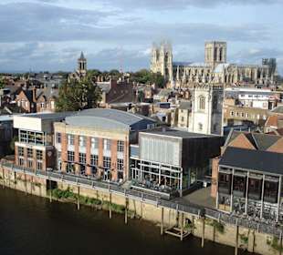 Blick vom 6. Stock des Hotels auf York
