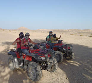 Mit zwei Quads und einem Guide unterwegs 