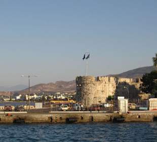 Johaniterfestung vom Meer aus
