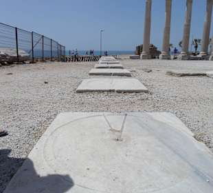 Ohne unsere moderne wasserwaage ganz gerade aus!!