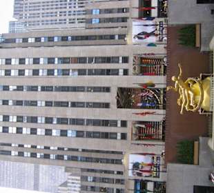 Am Fuß vom Rockefeller Building