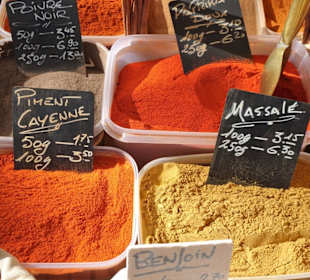 Eindrücke vom Rundgang über den Markt von Elne