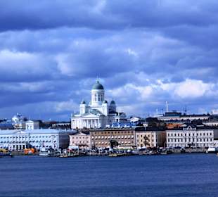 Marktplatz vom Hafen gesehen
