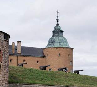 Das Schloss Kalmar mit Festungswall
