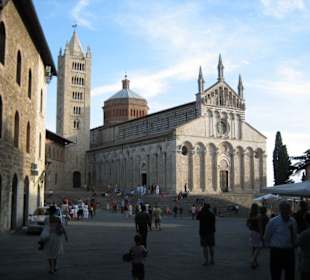 Der nächstgelegene Ort Massa Mariitima