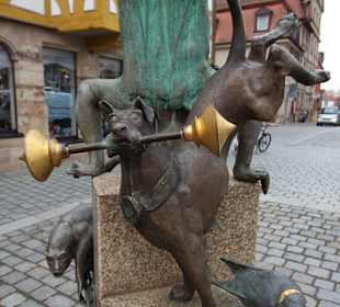 Gauklerbrunnen auf dem Grünen Markt