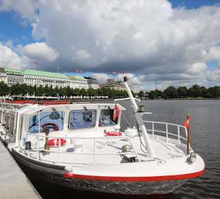 Alsterdampfer und Binnenalster