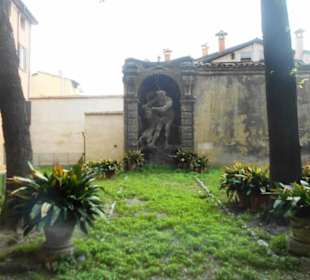 Palazzo Davia Bargellini