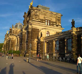 Altstad Hochschule bildende Kunst