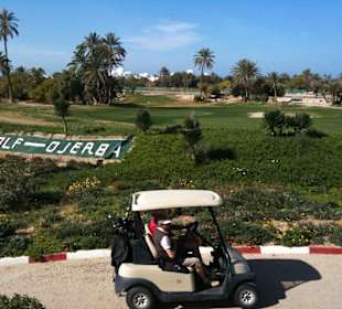 Blick vom Clubhaus auf Loch 9 vom "La Mer"
