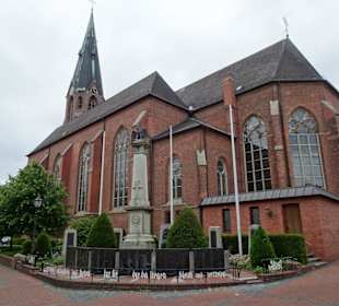 Außenansicht der Kirche St. Vitus