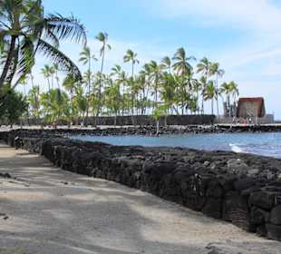 Pu'uhonua o Honaunau National Historical Park