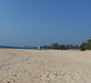 Nang Thong Beach