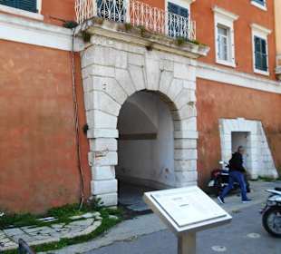 Spilia-Tor