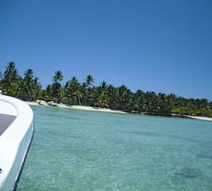 Überfahrt vom Katamaran zum Traumstrand