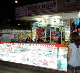 Baba-Boot-Infohäuschen